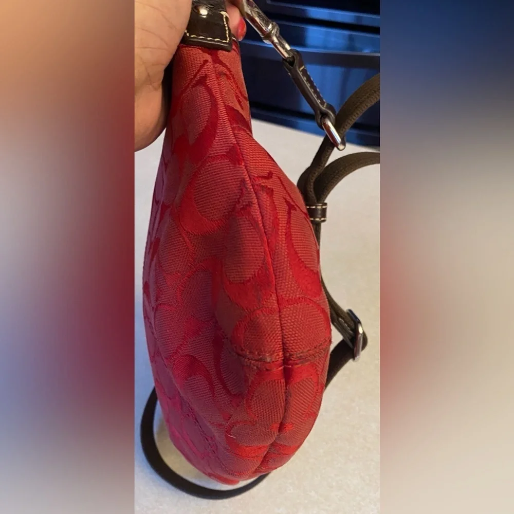 COACH Cherry Red Signature Swing Pleated Adjustable Crossbody/Shoulder Bag, EUC - Picture 11 of 16